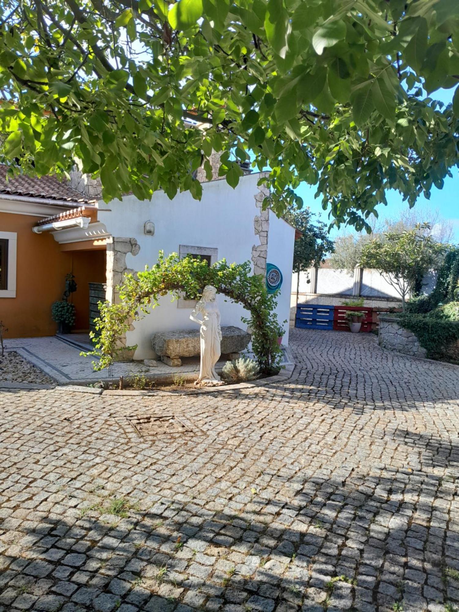 Refugio Das Artes Guesthouse Porto de Mós Zewnętrze zdjęcie