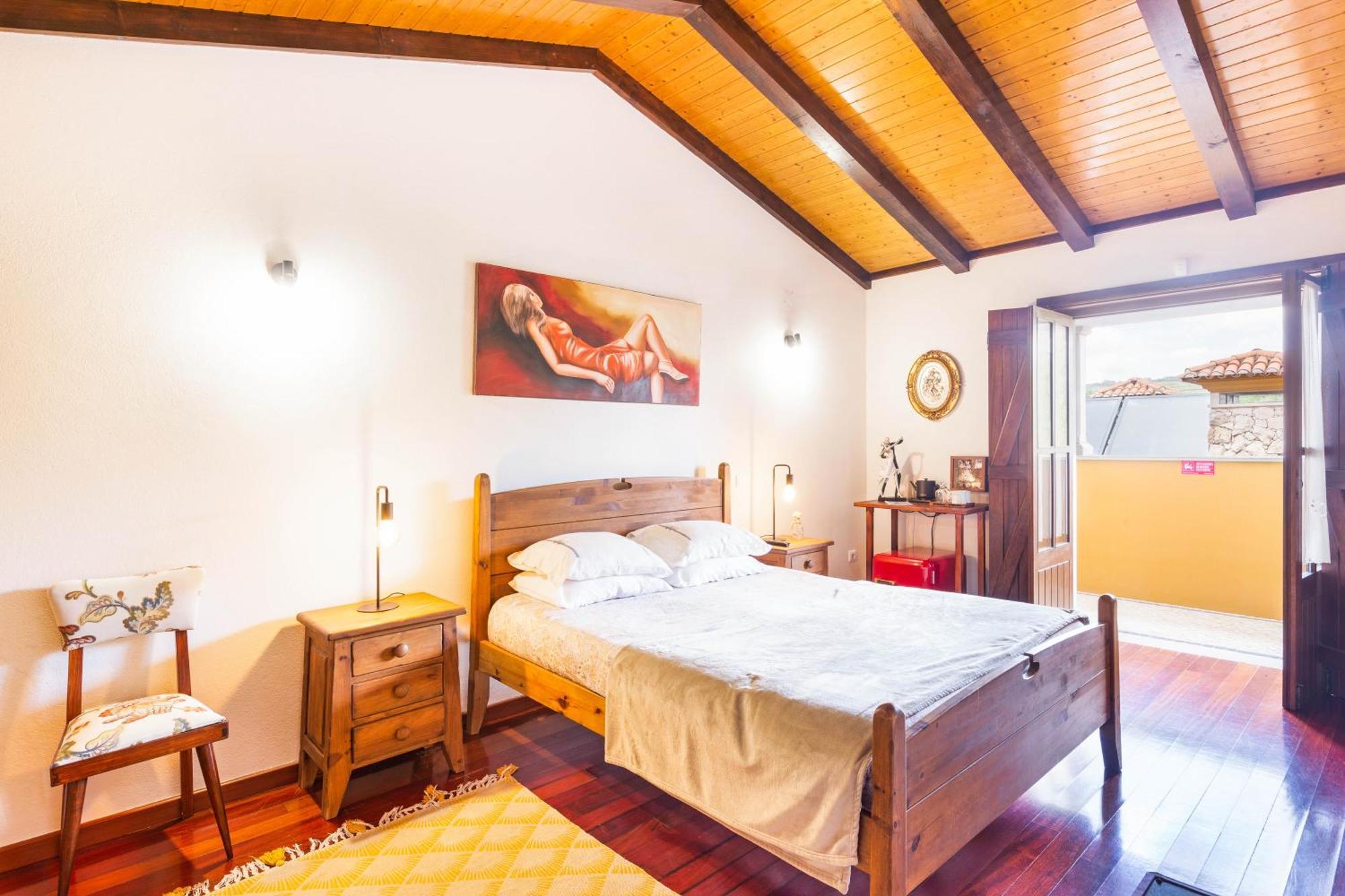 Refugio Das Artes Guesthouse Porto de Mós Zewnętrze zdjęcie